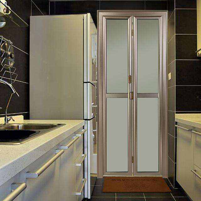 卫生间使用折叠门有什么好处  卫生间折叠门选购技巧