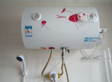 热水器水箱漏水如何解决 日常保养要到位