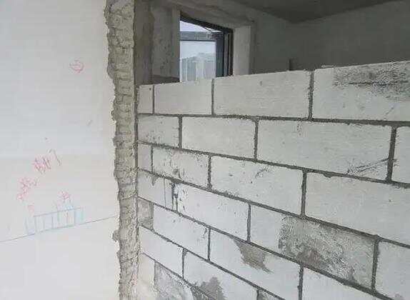 居家装修轻质隔墙能用木材吗 能用石膏板吗