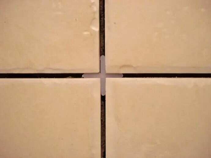 铺贴地板瓷砖需不需要留缝   瓷砖缝隙需要留多大尺寸