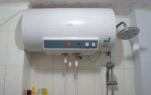 贮水式电热水器如何正确使用   使用热水器有哪些注意的地方