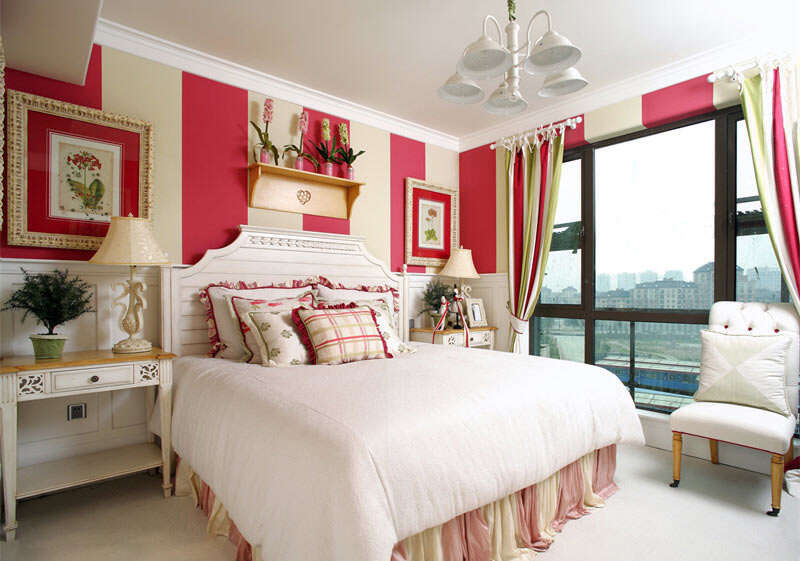 欧式风卧室桃粉色背景墙设计效果图