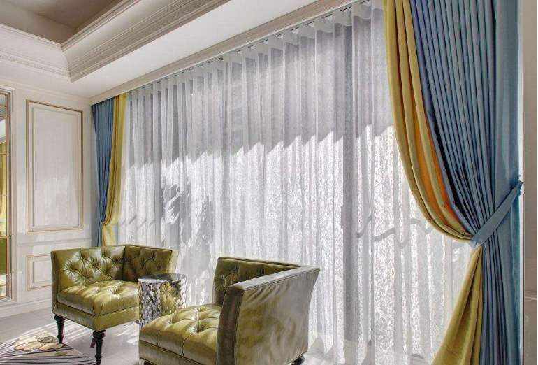 客厅窗帘适合用什么颜色  客厅窗帘软装颜色搭配