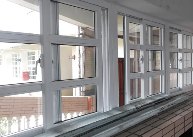 塑钢门窗安装流程是什么 塑钢广]窗怎样做好固定