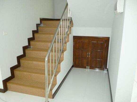 什么是楼梯踏步尺寸标准 一般多大楼梯尺寸合适