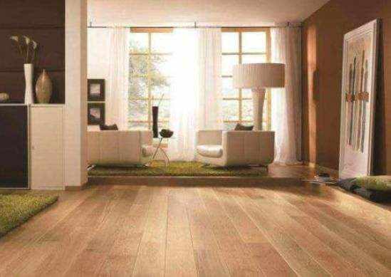 选择地板板材一直犹豫不定  有地暖的家庭铺瓷砖还是木地板
