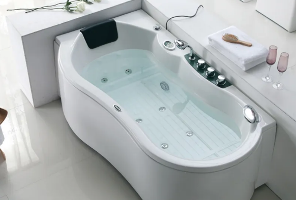 法恩莎冲浪浴缸怎样安装 浴缸可以自己安装吗