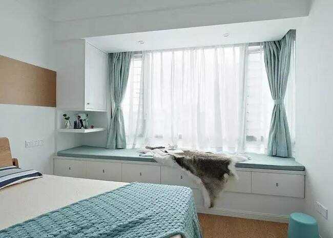 卧室飘窗的高度存在哪些问题   卧室飘窗多高合适