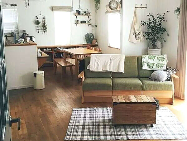 日式风格客厅三人沙发设计