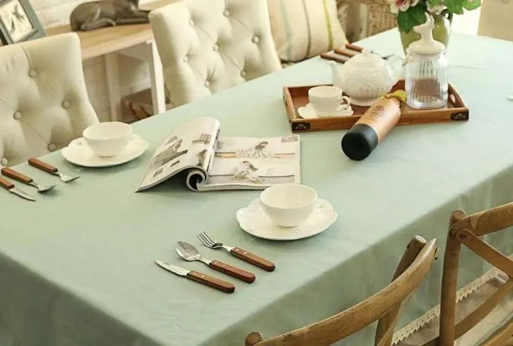 如何选择餐桌布打造理想餐厅装饰