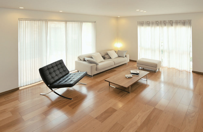 木地板搭配什么颜色的沙发好 选择沙发颜色有什么方法