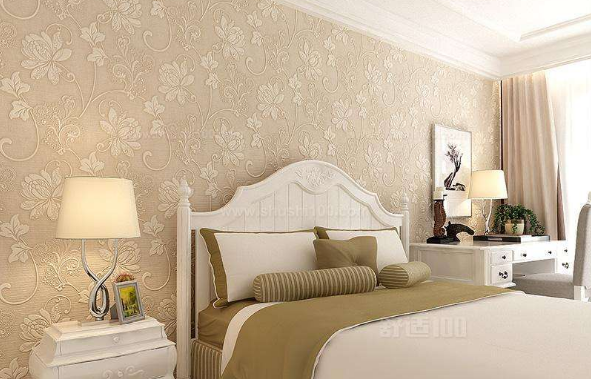 适合卧室壁纸的颜色有什么 卧室贴壁纸用铲墙皮吗