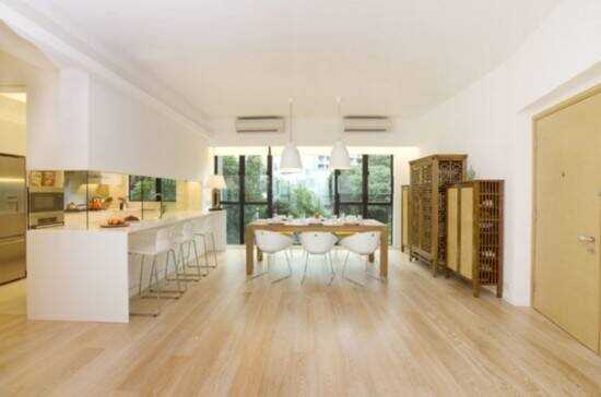 地板跟家具怎么搭配好看    浅色地板跟什么颜色搭配