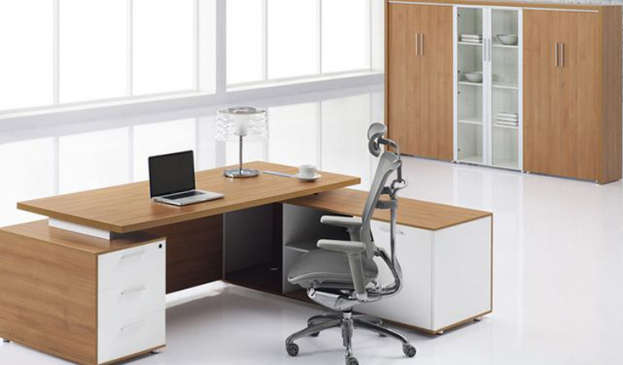 装修定做办公桌椅需要注意什么 办公桌椅的材质有哪几种