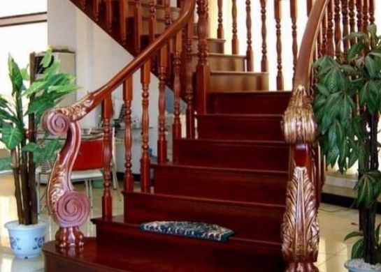 楼梯踏步灯安装方法是什么