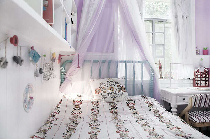 浅紫色床帘现代风格儿童房装饰图
