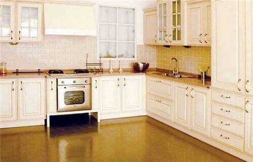 装修厨房橱柜需要多少钱     安装橱柜需要注意哪些